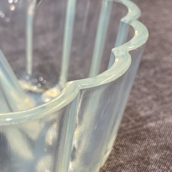 Vintage Opalescent Citrus Reamer — H.C. Fry “Pearl Glass,” c. 1920s - Picture 5 of 16